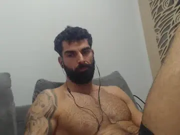 Chaturbate Live Porn of cuteeboy