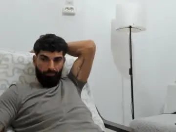 Chaturbate Watch Live Sex Cams of cuteeboy