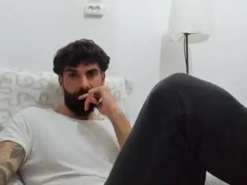 Chaturbate Live Sex of cuteeboy