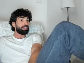 Chaturbate Live Porn of cuteeboy