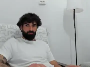 Chaturbate Live Porn of cuteeboy