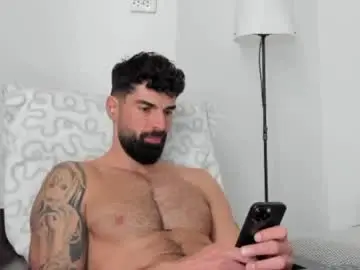 Chaturbate Free Porn Cam of cuteeboy