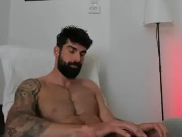 Chaturbate Watch Live Sex Cams of cuteeboy