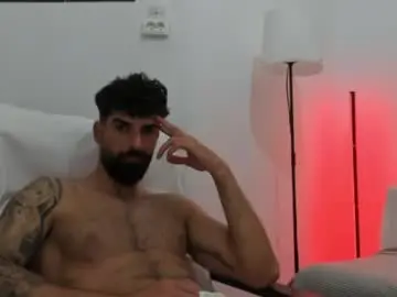 Chaturbate Watch Live Sex Cams of cuteeboy