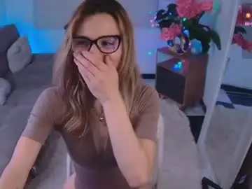 Chaturbate Live Sex of lucy_priincess