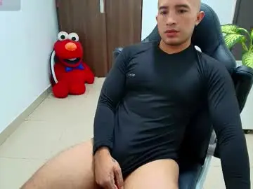 Chaturbate Live Sex Cam of sebastian_oconnor77