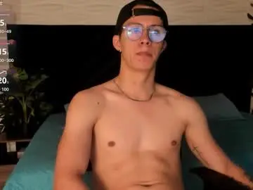Chaturbate Watch Live Sex Cams of brandon_starkk