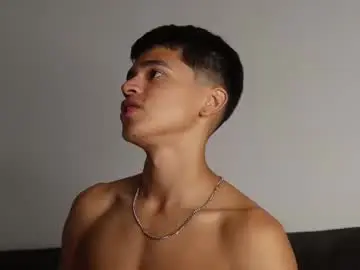 Chaturbate Watch Live Sex Cams of dannyss__18