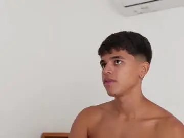 Chaturbate Adult Webcams of dannyss__18