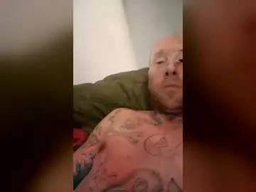 Chaturbate Sex Cam of ezekielll1999