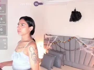 Chaturbate Best live sex cam show of maia_520