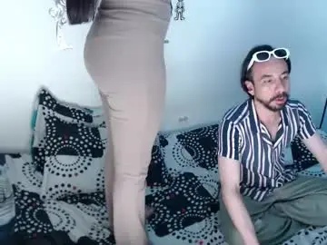 Chaturbate Adult Video Chat of ray_naomi