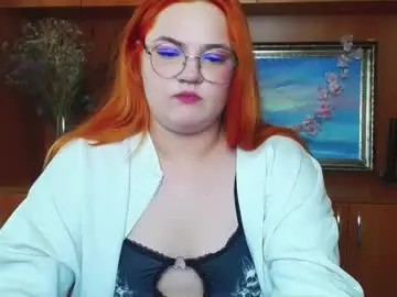 Chaturbate Live Sex Cam of redhotqueen1