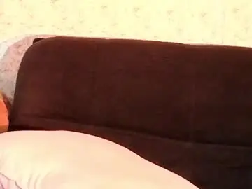 Chaturbate Nude Webcam of curvy_and_petite11_aws