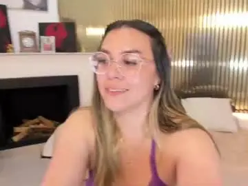 Chaturbate Best live sex cam show of dallulah_boobs