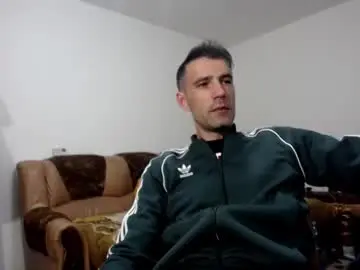 Chaturbate Free Live Porn of i_like_older_men