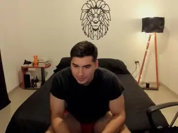 Chaturbate Best live sex cam show of lionn_kingg