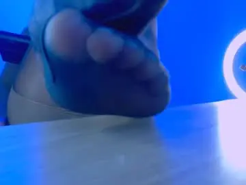 Chaturbate Free Live Porn of aveline_nuit