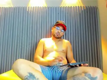 Chaturbate Nude Webcam of christian_parkerr