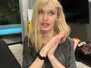 Chaturbate Free Porn Cam of golden_alinee