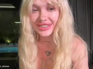 Chaturbate Live Sex of golden_alinee