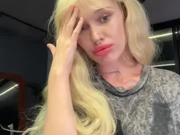 Chaturbate Sex Chat of golden_alinee