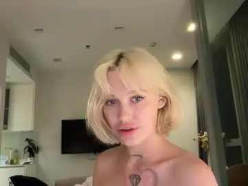 Chaturbate Live Sex of golden_alinee