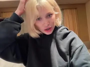 Chaturbate Adult Video Chat of golden_alinee