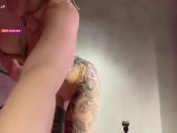 Chaturbate Adult Video Chat of golden_alinee