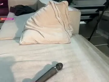 Chaturbate Sex Cam of golden_alinee