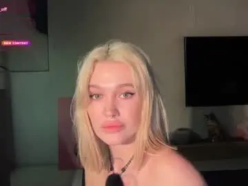 Chaturbate Live Porn of golden_alinee