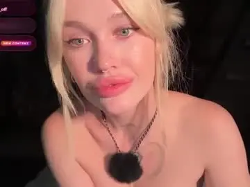 Chaturbate Live Porn of golden_alinee