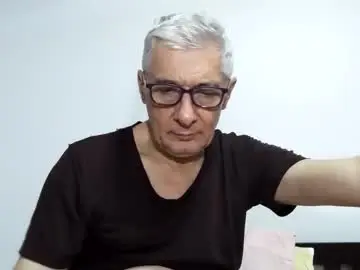 Chaturbate Live Sex Cam of cucaio18