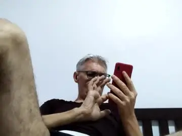 Chaturbate Live Sex Cam of cucaio18