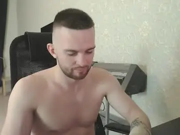 Chaturbate Live Sex Cam of marselle_looker