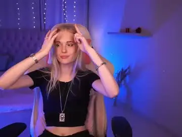 Chaturbate Watch Live Sex Cams of monicavelen