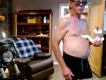 Chaturbate Live Porn of ready4aride2day