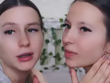 Chaturbate Watch Live Sex Cams of wendiesetters