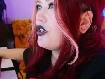 Chaturbate Live Sex Cam of wickedxqueen