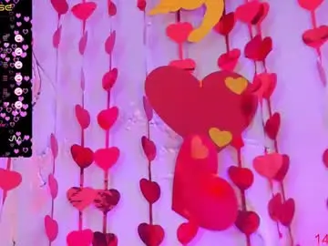 Chaturbate Live Sex of amora_sex