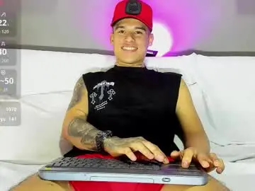 Chaturbate Free Live Porn of aroon_fit