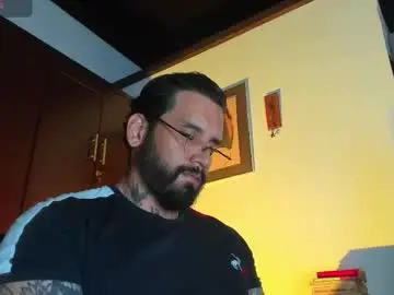 Chaturbate Free Porn Cam of camilomayer