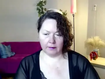 Chaturbate Nude Webcam of curvy_girlz