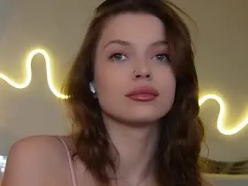 Chaturbate Sex Cam of kelly_peachpiee