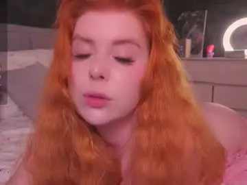 Chaturbate Free Live Porn of redhotvixen_