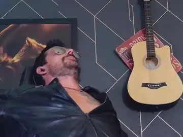 Chaturbate Best live sex cam show of aaronbomer