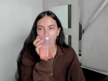 Chaturbate Best live sex cam show of alanahott_