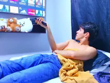 Chaturbate Sex Cam of alex_and_fabian