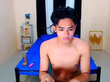 Chaturbate Live Sex Cam of athisamoore