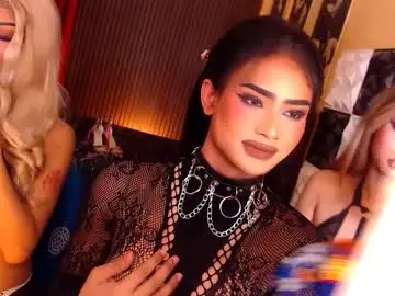 Chaturbate Best live sex cam show of athisamoore